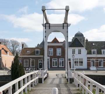 Veere-Depositphotos_68481523_xl-2015.jpg