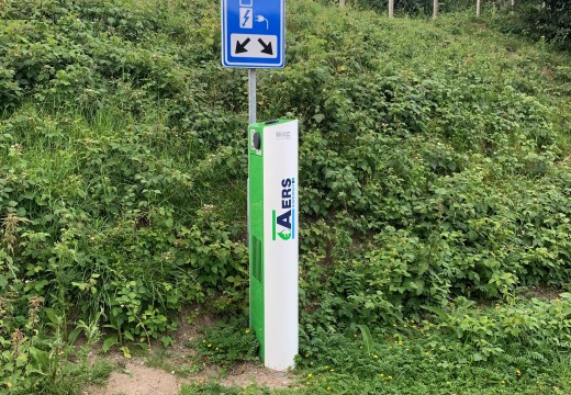 Laadpaal 25-6-2022 3.jpg