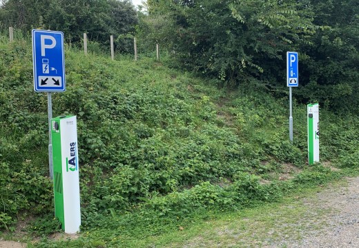 Laadpaal 25-6-2022 2.jpg