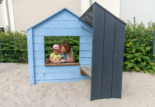 Speeltuin huisje