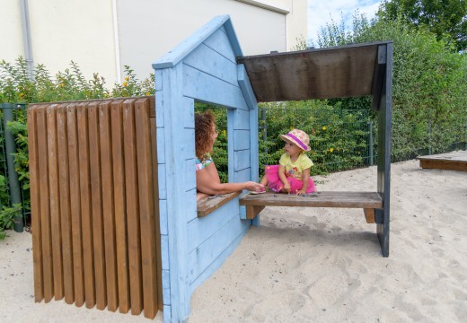 Speeltuin huisje 2